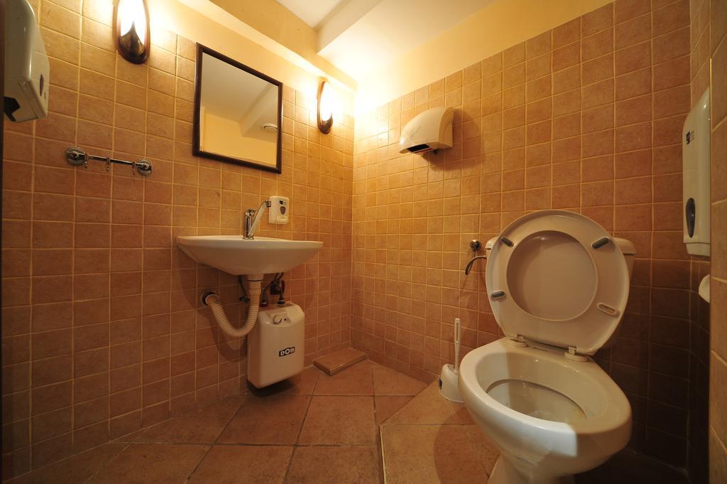 Hostel Bed N Beer Belgrad Exterior foto