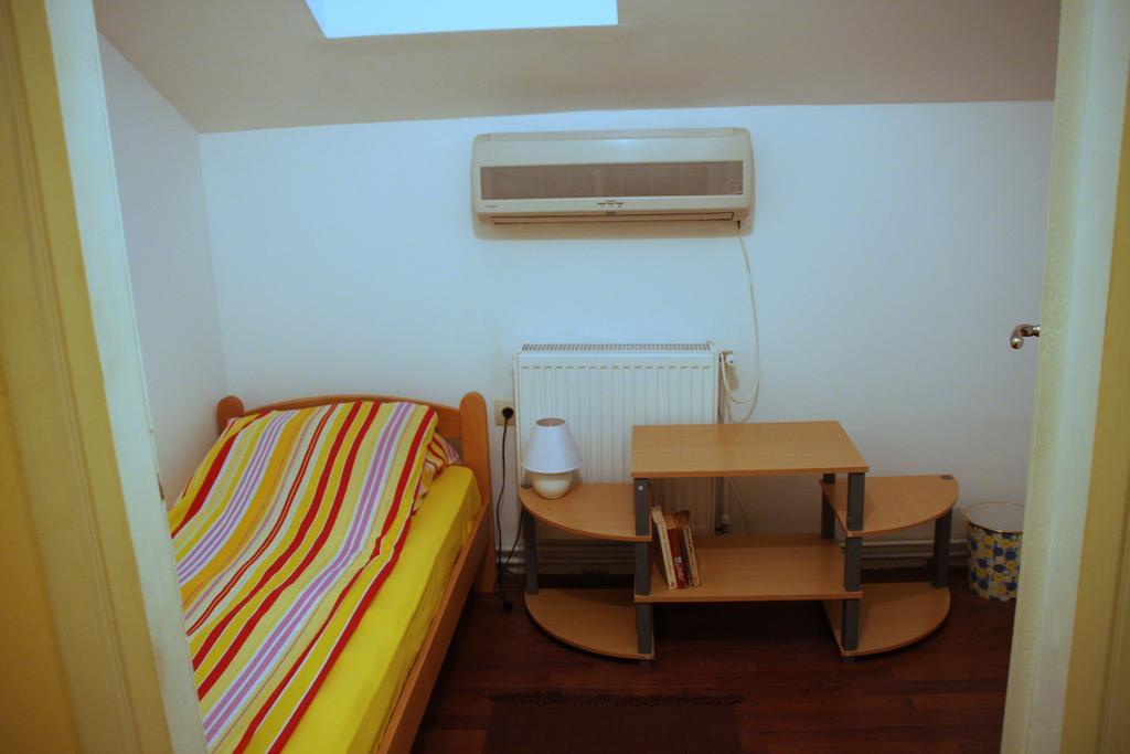 Hostel Bed N Beer Belgrad Zimmer foto