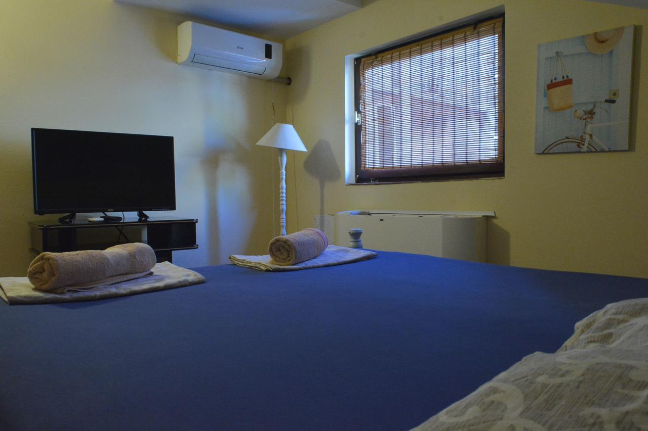 Hostel Bed N Beer Belgrad Exterior foto